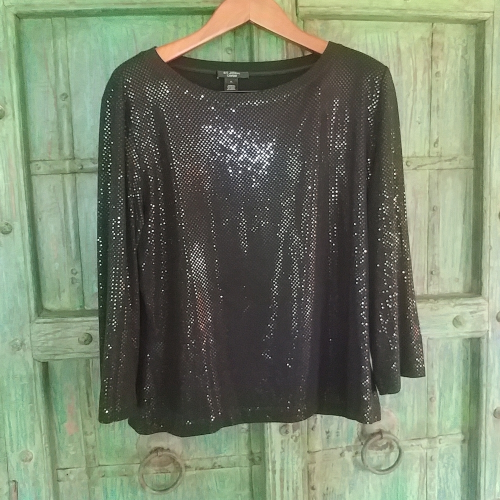 ST JOHN CAVIAR - Shimmering Top